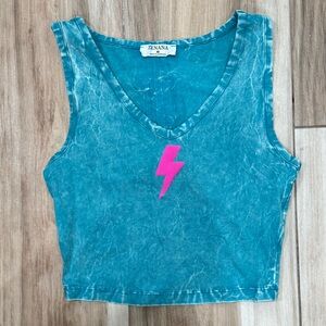 NWT MAP V-Neck Crop Top POWER ON A TEE